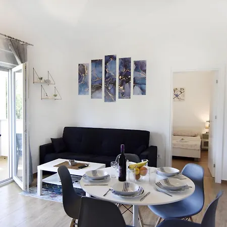 Modern With Shared Pool Apartament Cepljani